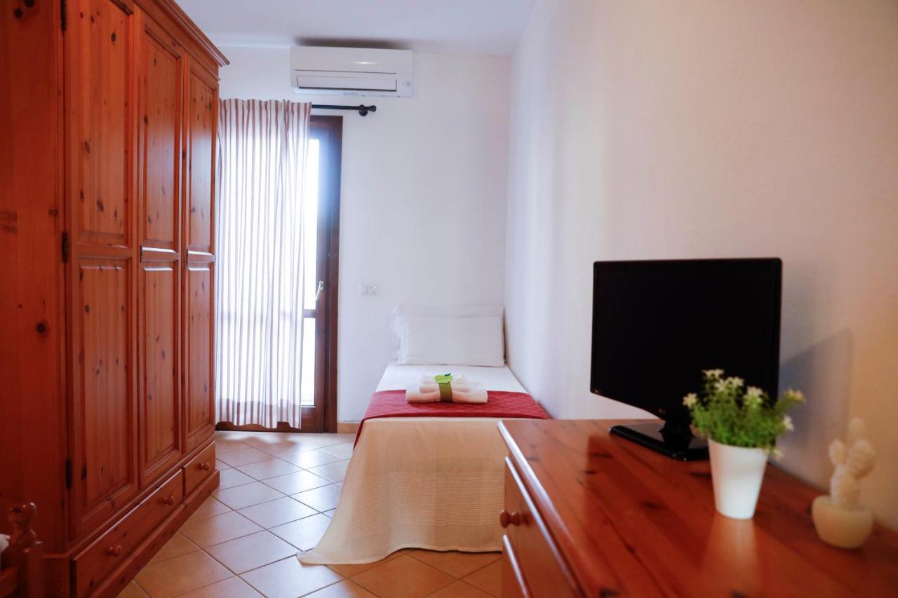 Il Melo Residence Porto Torres Buitenkant foto