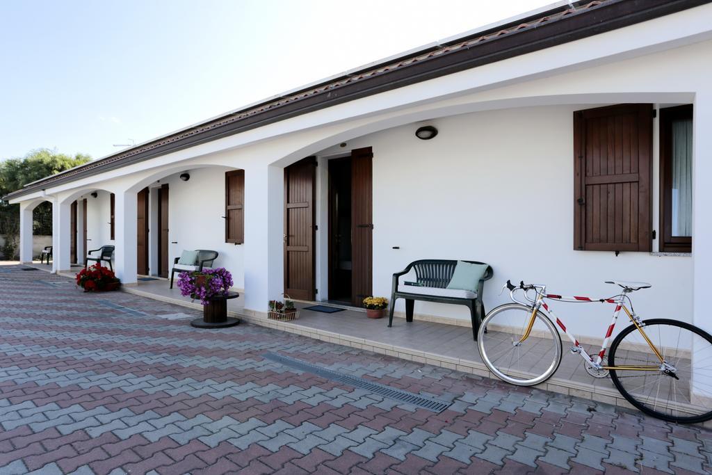 Il Melo Residence Porto Torres Buitenkant foto