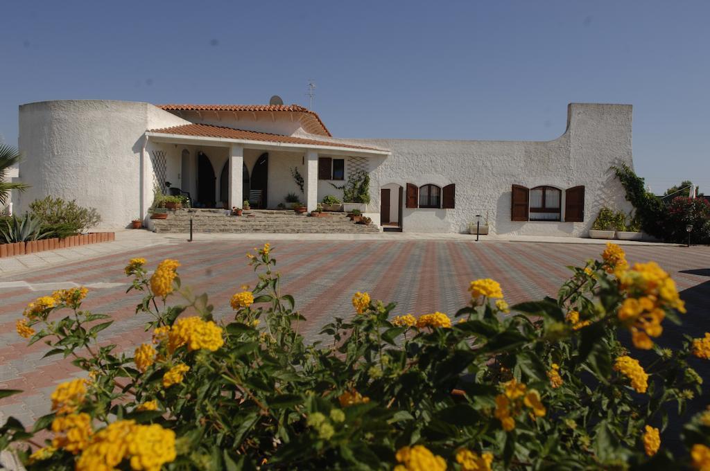 Il Melo Residence Porto Torres Buitenkant foto